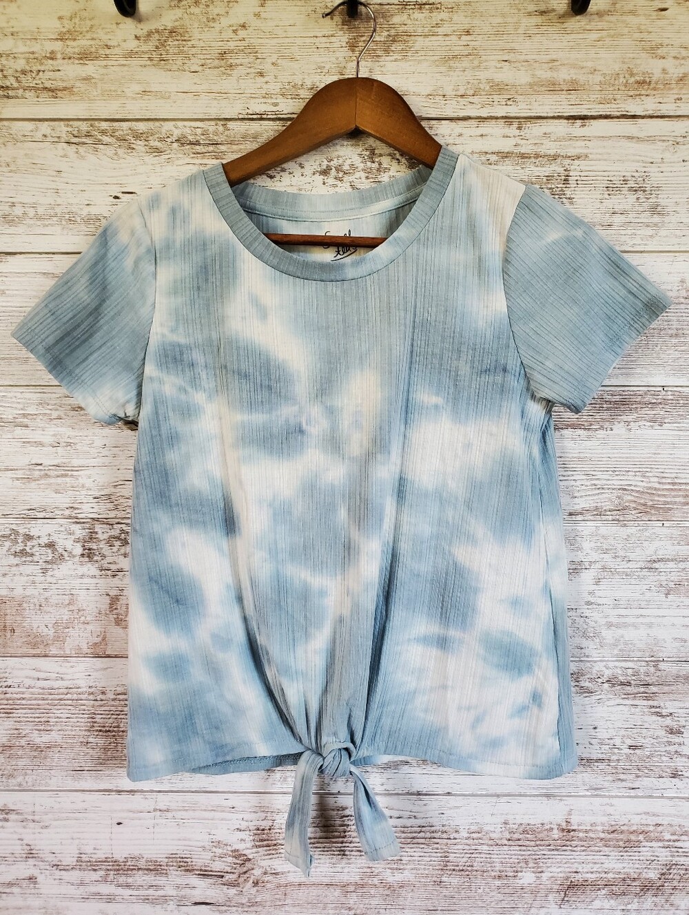 Sweet Tea's By Pink Rose Blue Cloud Tie Dye Knot Front Short Sleeve Tee M
